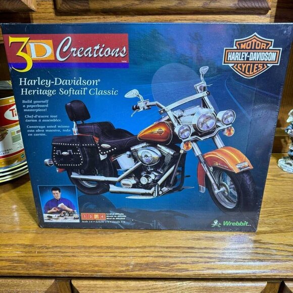 NEW - 3D Creations Harley-Davidson Heritage Softail Classic by Wrebbit - Picture 1 of 7